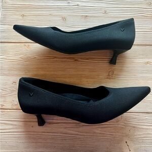 VIVAIA Black Pointed Toe Kitten Heels Size 43 (US 11–11.5)